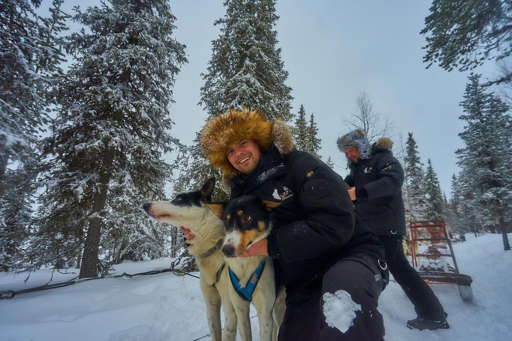 Kangos Lapland Guesthouse מראה חיצוני תמונה