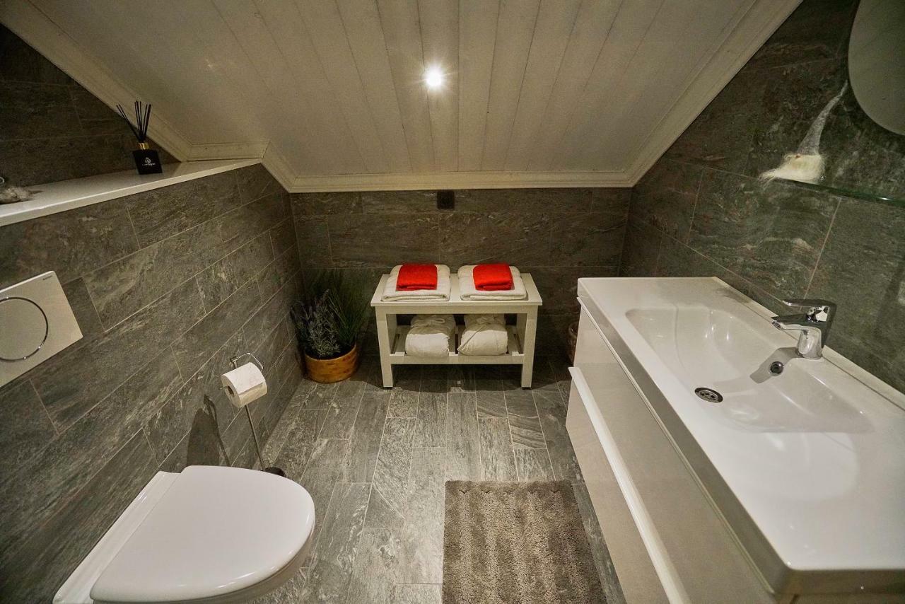 Kangos Lapland Guesthouse מראה חיצוני תמונה